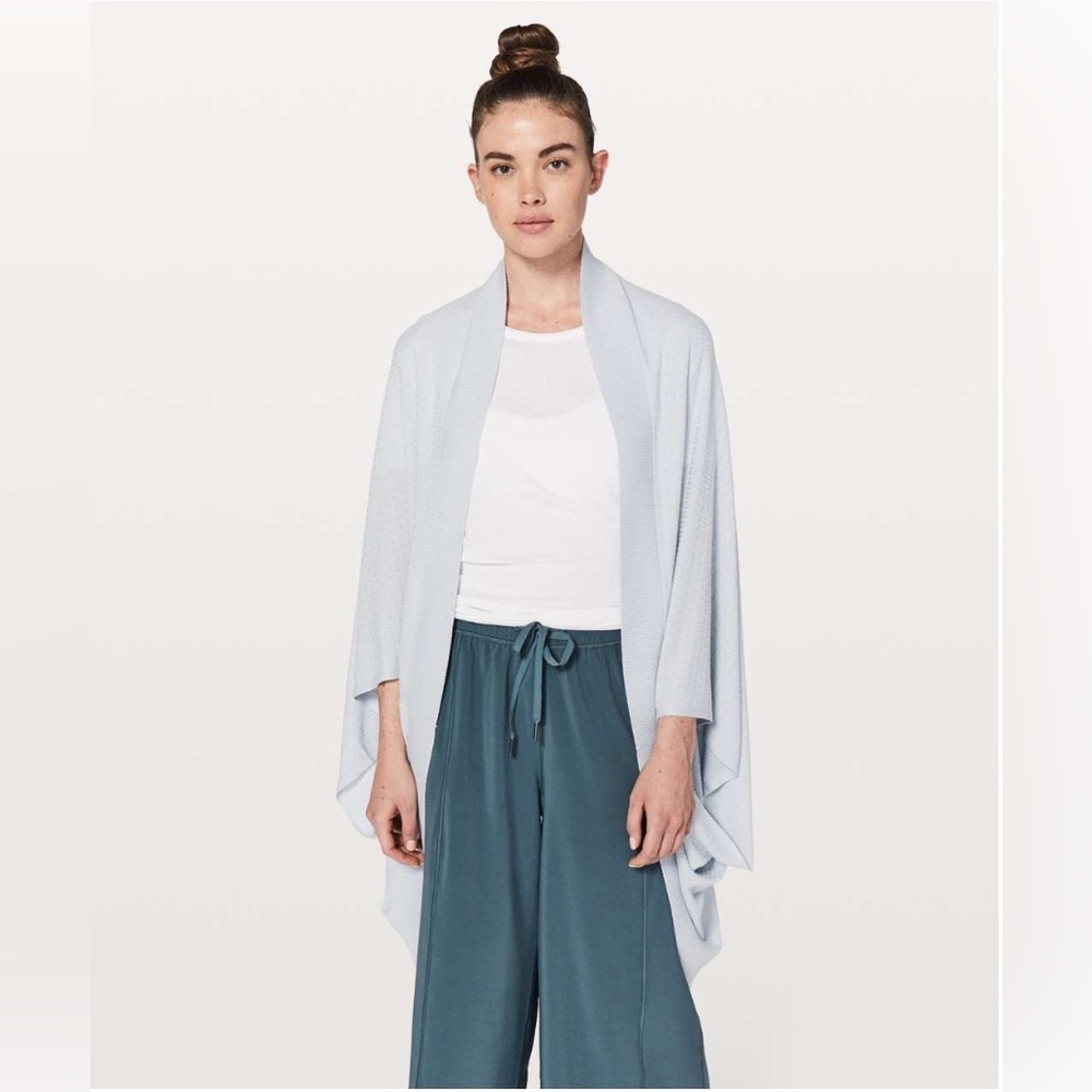 Lululemon Stillness Wrap